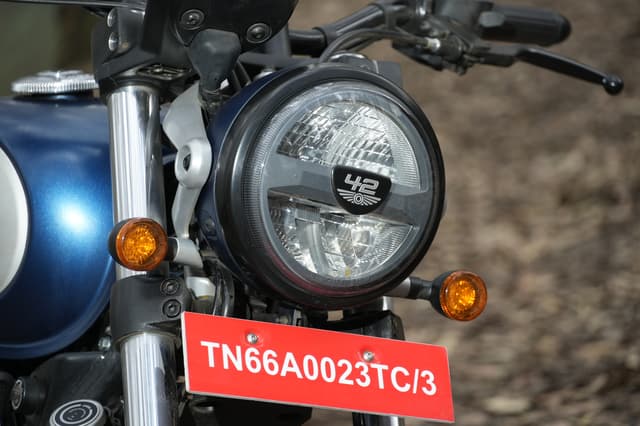 Headlight Image - 24913