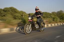 Jawa 42 Front Left Three Quarter