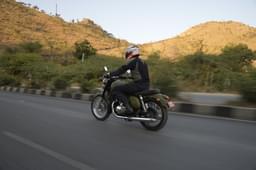 Jawa 42 Front Right Three Quarter