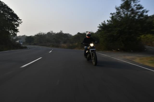 Front Left Three Quarter Image - 24877