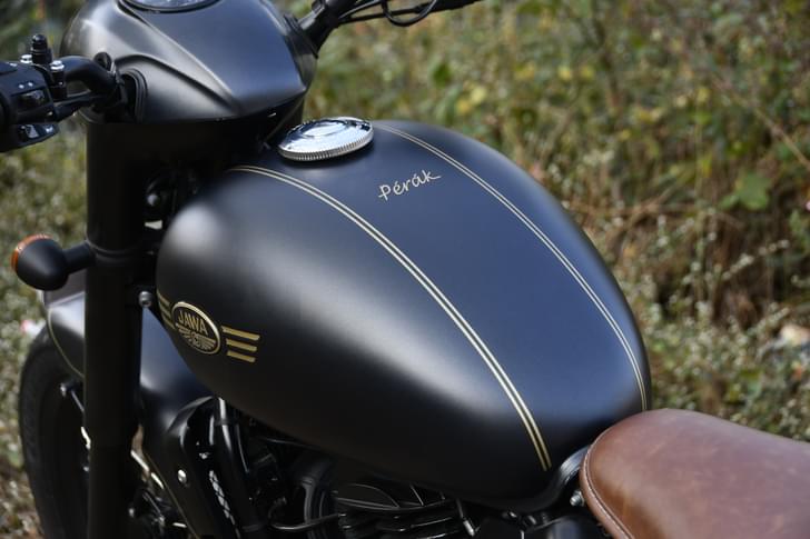 Jawa Perak Closed Fuel Lid