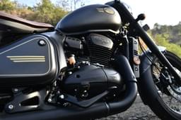 Jawa Perak Closed Fuel Lid