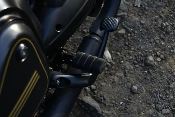 Jawa Perak Color Black