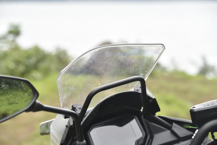 Kawasaki Versys 650 Color Black, Clear