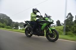 Kawasaki Versys 650 Front Right Three Quarter