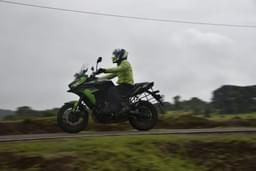 Kawasaki Versys 650 Front Left Three Quarter