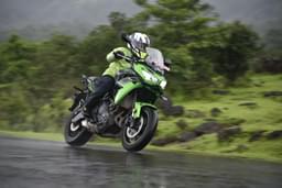 Kawasaki Versys 650 Front Left Three Quarter