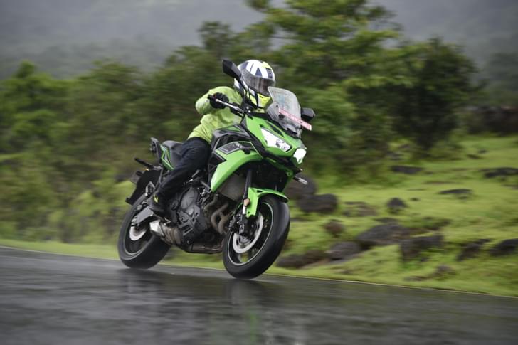 Kawasaki Versys 650 Front Left Three Quarter