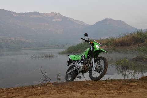 KLX230
