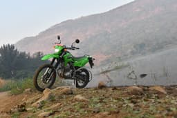 Kawasaki KLX230 Front Left Three Quarter
