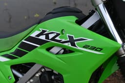 Kawasaki KLX230 Color Green