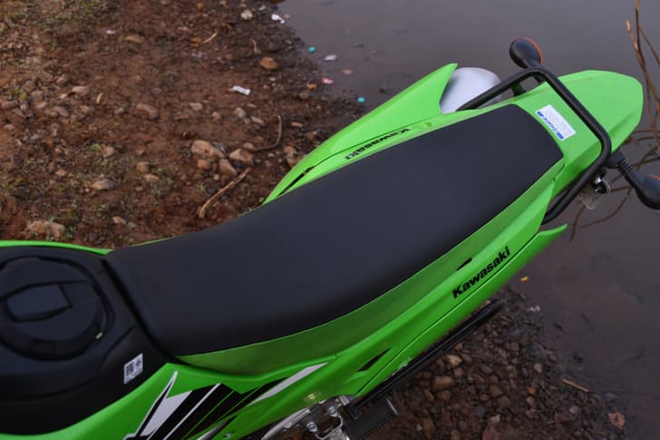 Color Green