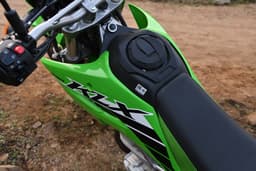 Kawasaki KLX230 Front Left Three Quarter