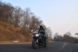 Kawasaki Ninja 1100sx Front View