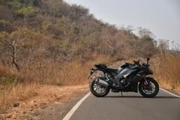 Kawasaki Ninja 1100sx Front Right Three Quarter