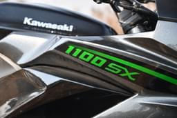 Kawasaki Ninja 1100sx Color Black