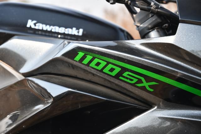 Color Black Image - 25072