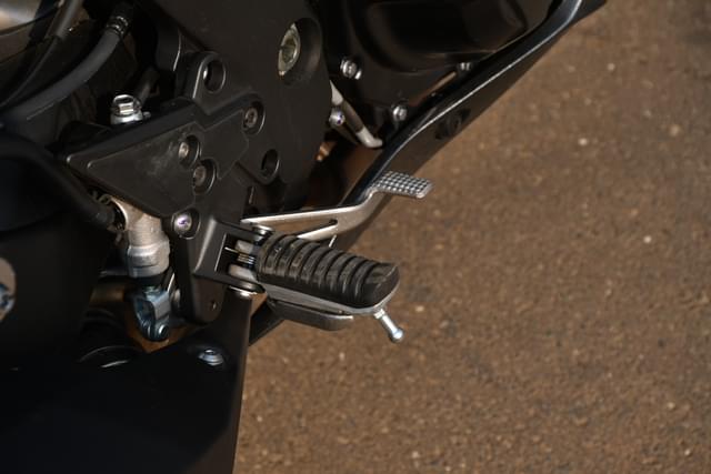 Color Black, Silver Image - 25361