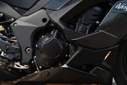 Kawasaki Ninja 1100sx Color Black