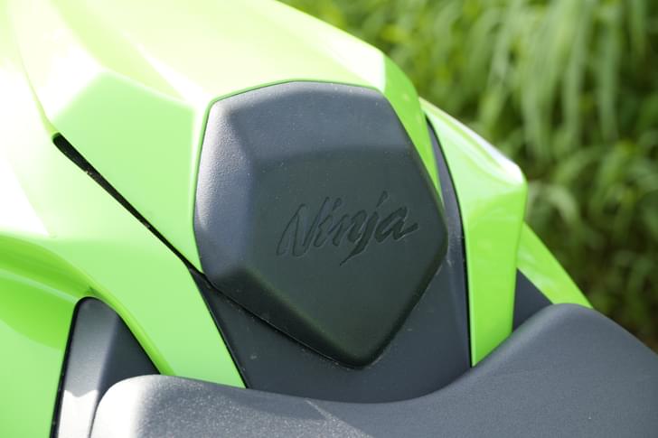 Kawasaki Ninja Zx 6r Color Green