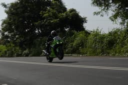 Kawasaki Ninja Zx 6r Front Left Three Quarter