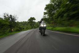 Kawasaki Versys 1100 Front View