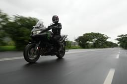 Kawasaki Versys 1100 Front View