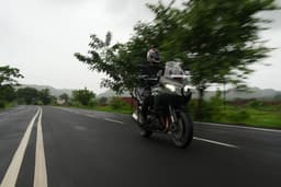 Kawasaki Versys 1100 Headlight