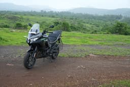 Kawasaki Versys 1100 Front Left Three Quarter