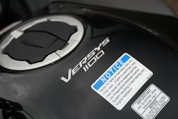 Kawasaki Versys 1100 Closed Fuel Lid