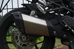 Kawasaki Versys 1100 Exhaust Pipes