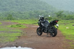 Kawasaki Versys 1100 Rear Right Three Quarter