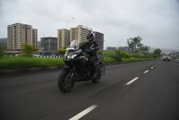 Kawasaki Versys 1100 Front Left Three Quarter