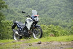 Kawasaki Versys X 300 Front Left Three Quarter