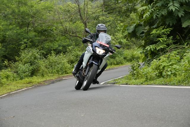 Front Left Three Quarter Image - 25167