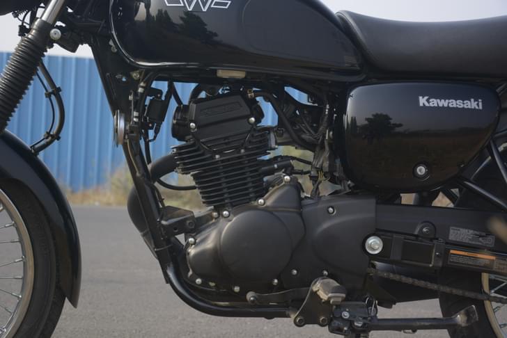 Kawasaki W175 Color Black