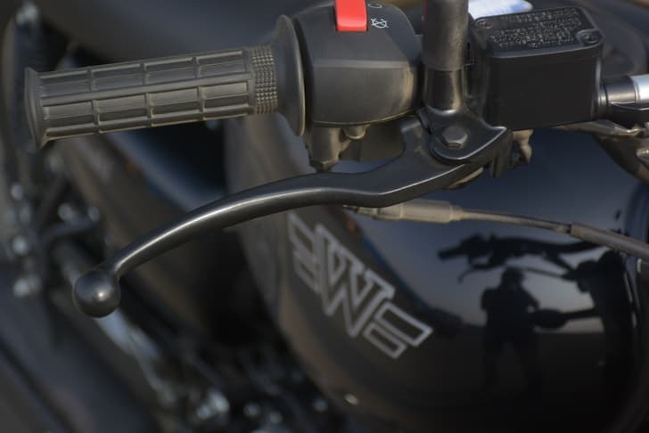 Kawasaki W175 Color Black
