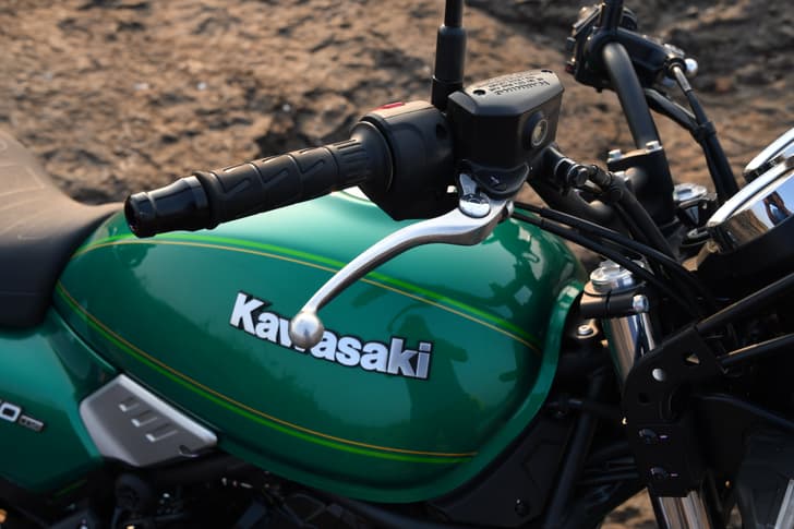 Kawasaki Z650rs Color Green