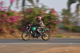 Kawasaki Z650rs Front Right Three Quarter