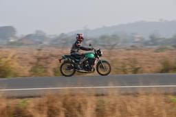 Kawasaki Z650rs Front Right Three Quarter