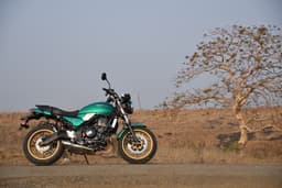 Kawasaki Z650rs Front Left Three Quarter