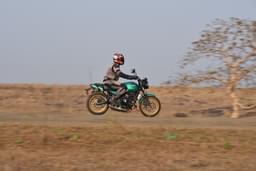 Kawasaki Z650rs Color Green