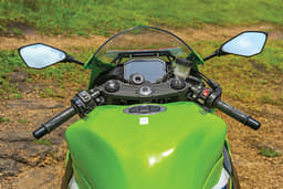 Kawasaki Ninja 300 Color Green