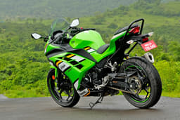 Kawasaki Ninja 300 Front Right Three Quarter