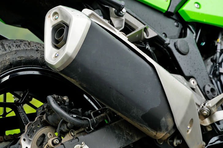 Kawasaki Ninja 300 Exhaust Pipes