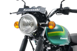 Kawasaki W175 Street Front View Kawasaki W175 Street Front View