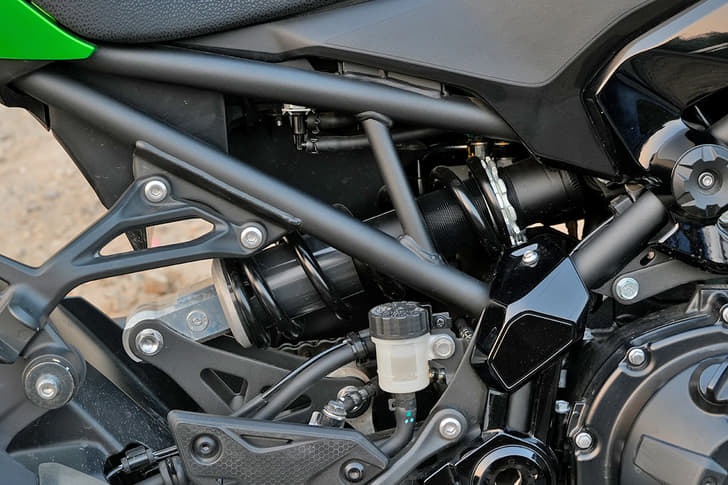 Kawasaki Z900 Engine Shot Right