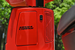 Kinetic Dx Closed Fuel Lid