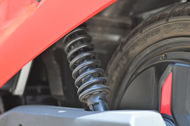 Color Red, Black Image - 34869