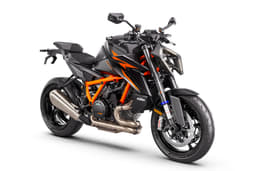 Ktm 1390 Super Duke R Front Right Three Quarter